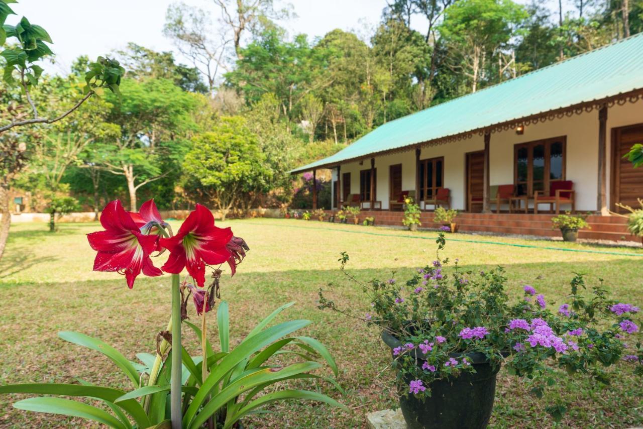 Thekkady Kalarickal Heritage Bungalow Vandanmedu Bagian luar foto